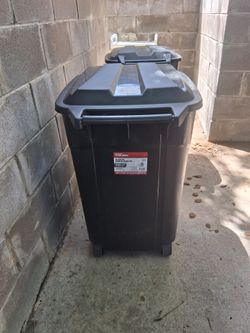 Hyper tough rolling trash can.