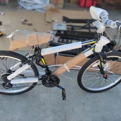 BAMCBASE mountain bike new just assembled 24 inch