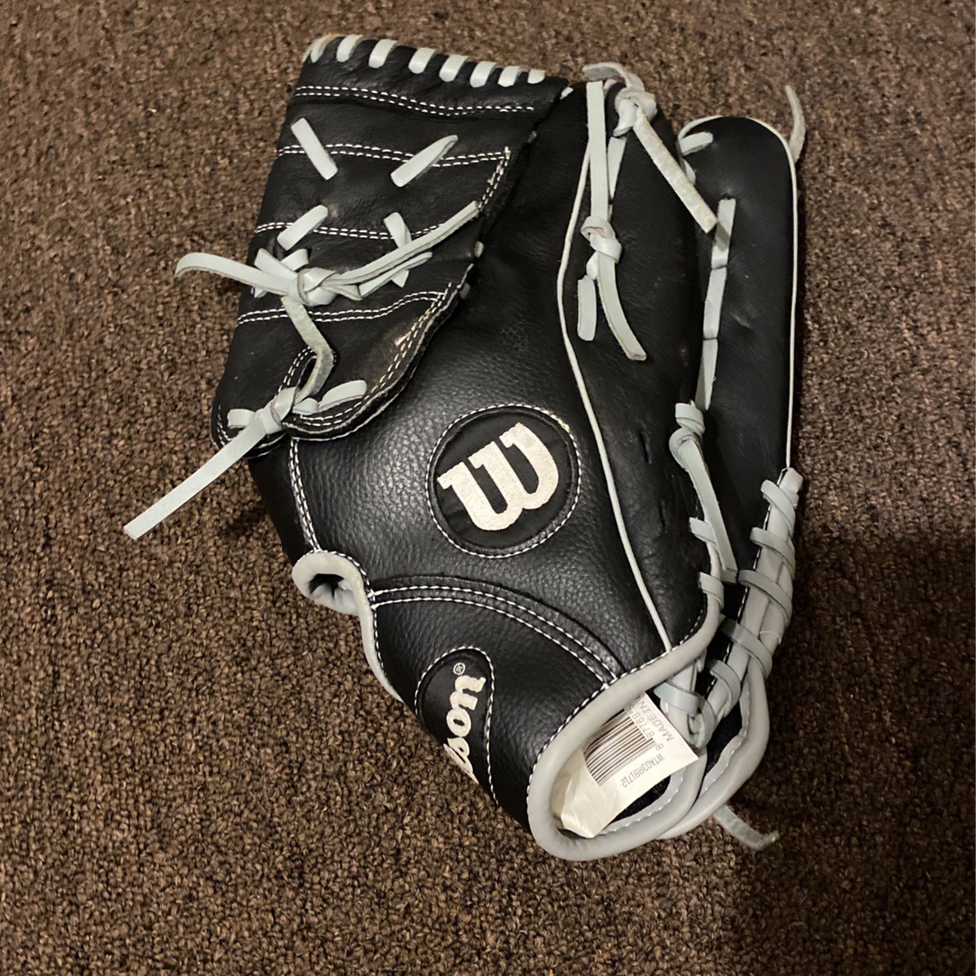 Wilson Baseball  Glove 