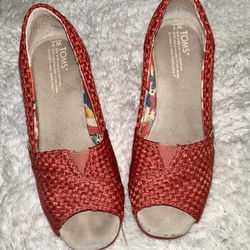Tom’s Wedge Heels Size W7