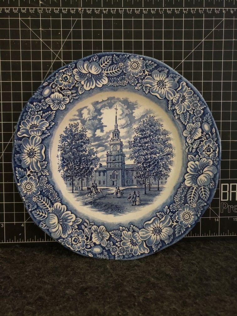 Vintage INDEPENDENCE HALL Philadelphia Cobalt Liberty Blue Plate-Made in England