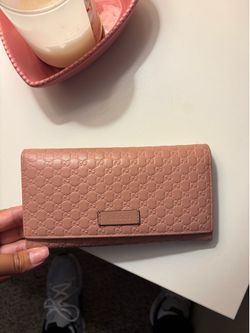 Authentic Gucci Pink Wallet