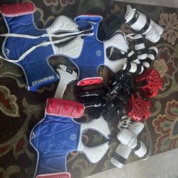 KARATE PROTECTION/TRAINING GEAR