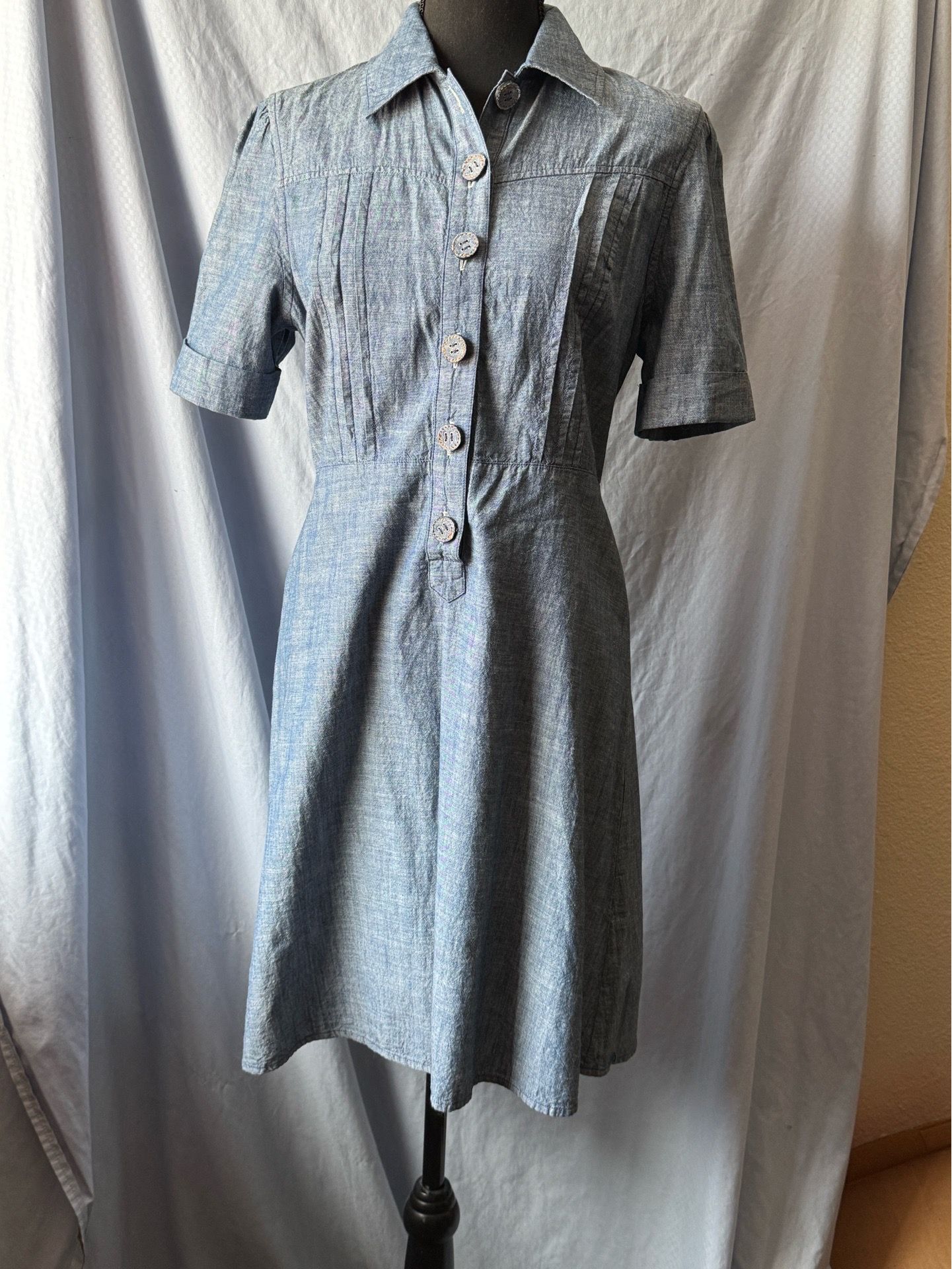 New Dress size 3
