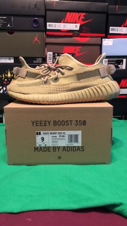 Yeezy v2 Sulfur sz 9 DS