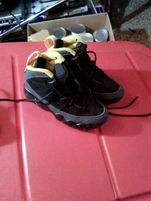 2 Boys Shoes 1 Girls Shoes