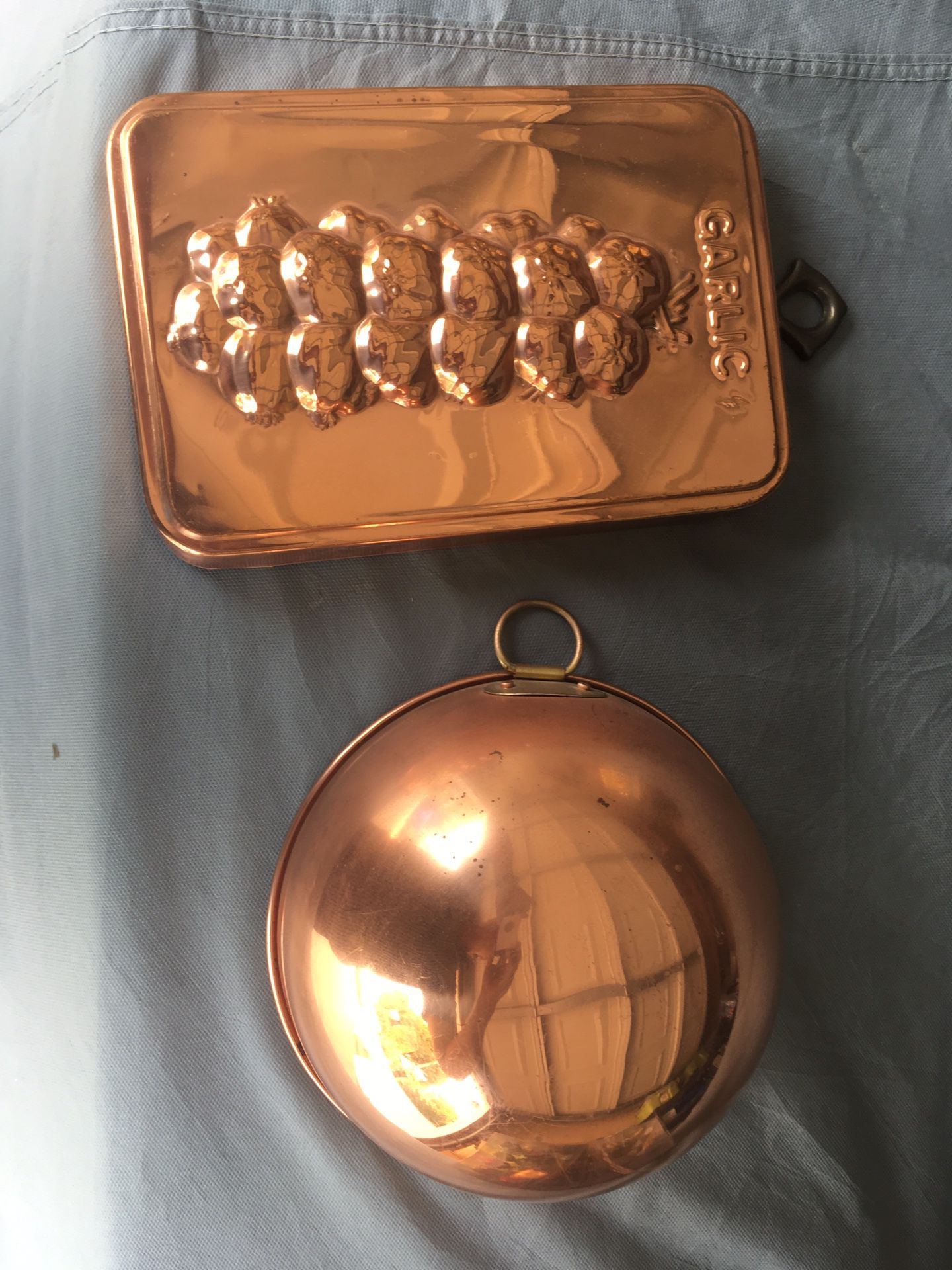 Copper bowl and copper plated garlic mold pan