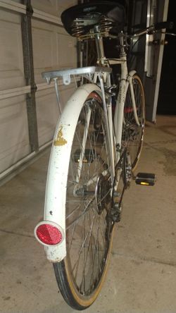 Men's 1970's 5 speed  Raleigh spirit
