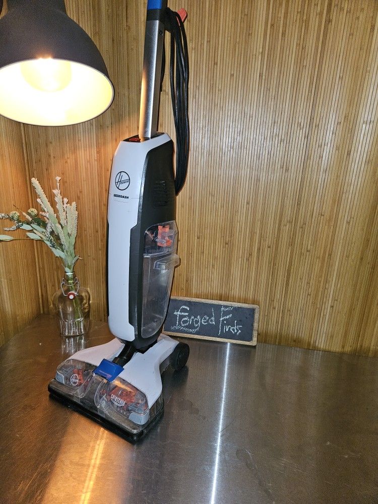 π― Hoover PowerDash Carpet Cleaner β Lightly Used & Tested Working
π΅ $50 OBO (local pickup Renton, WA)