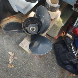 Propeller For 60 Horse Evinrude 87 To 2000 Fits $75 Best Offer