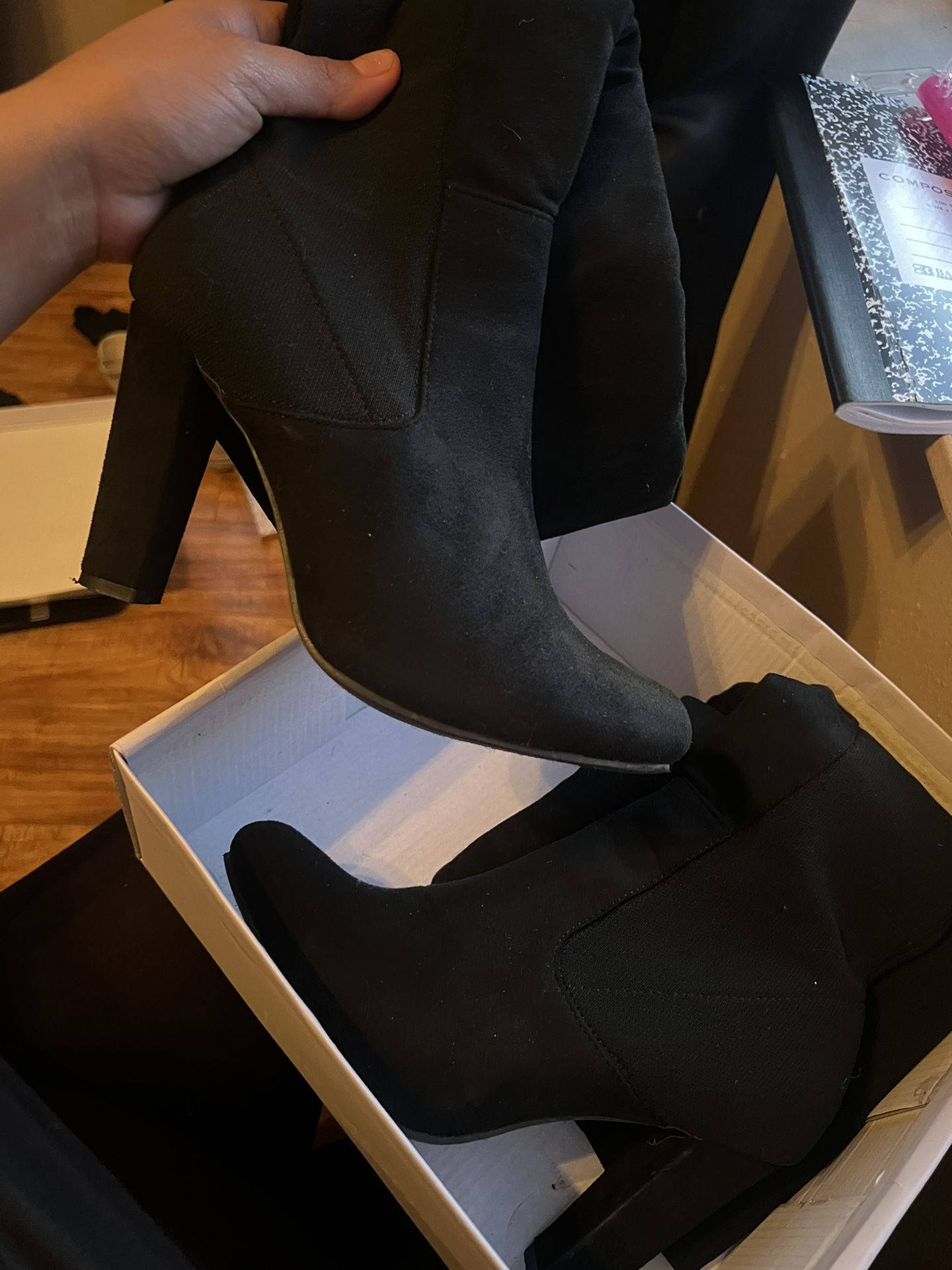 Size 10 Women’s High Heel Boot (black) 