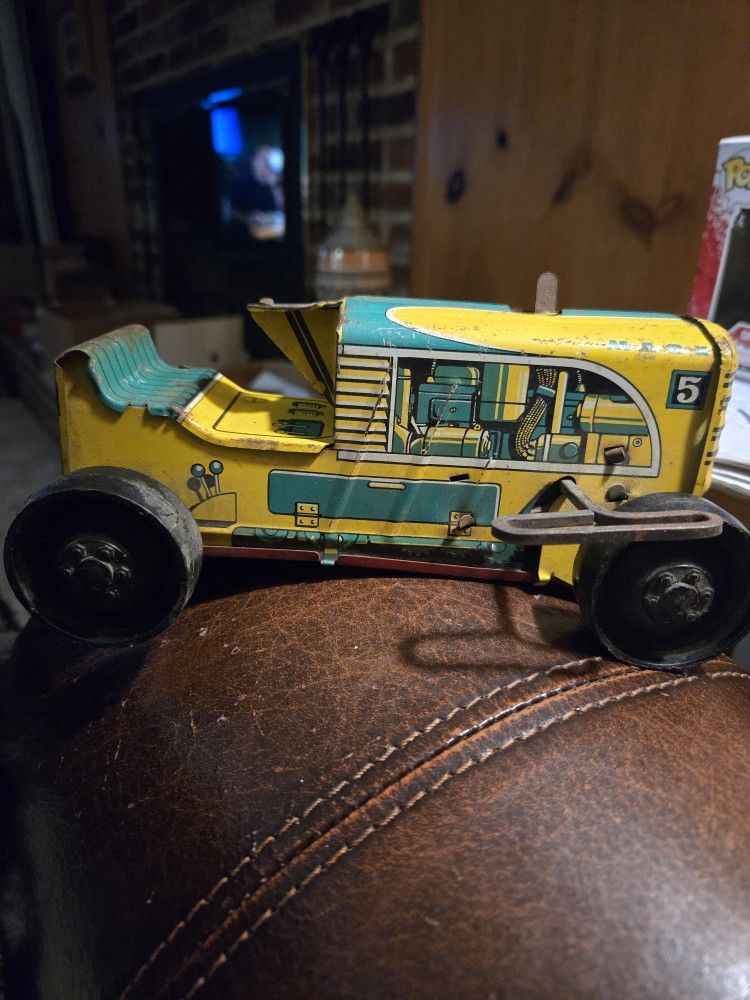 Antique 1950s Marx Wind Up Tin Tractor 