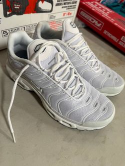 Nike Air Max Plus 9.5