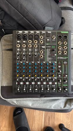Used Mackie ProFX10v3 10-Channel Mixer with USB