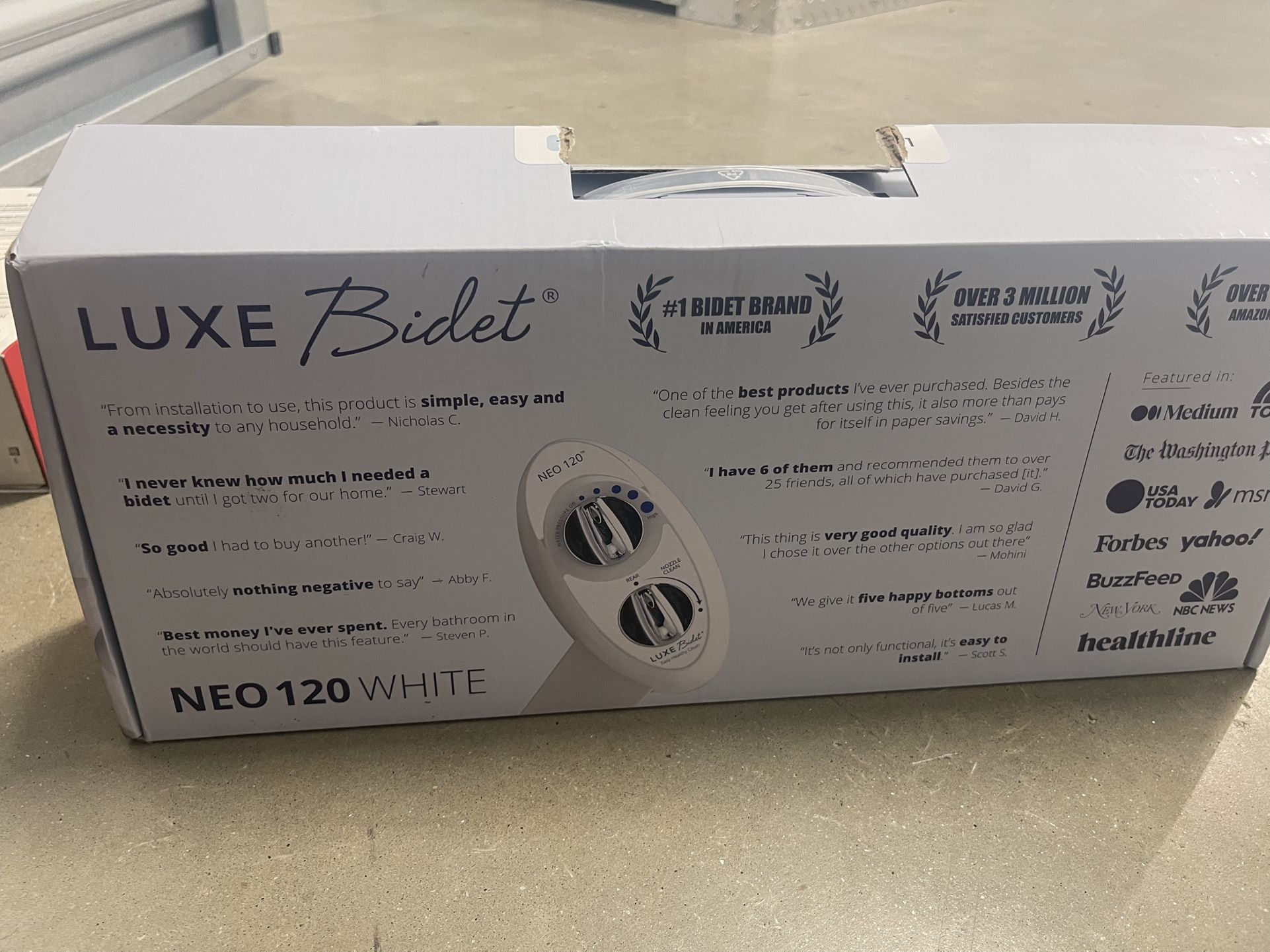 Luxe Bidet Neo 120 Self Cleaning Nozzle .