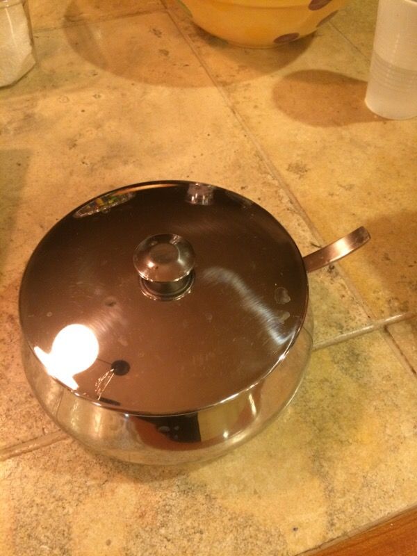 Stainless food server