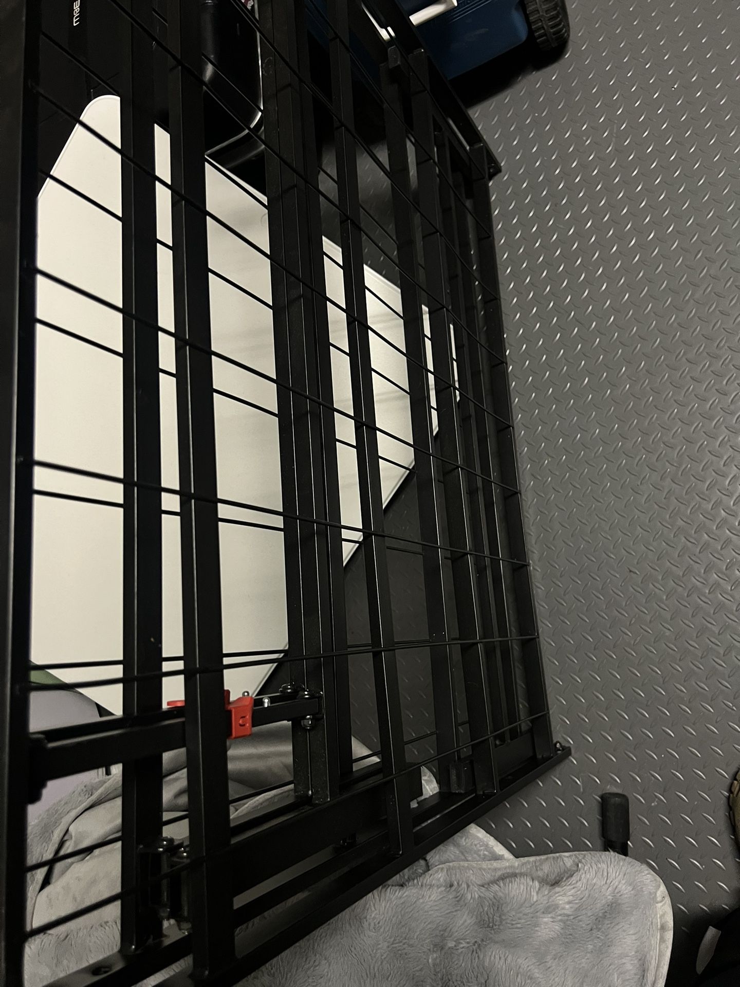 Twin Size Metal Bed Frame With Free Mattress – Heavy Duty, Foldable Design