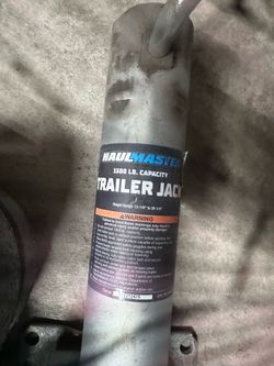 Trailer jacks