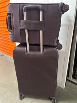 Like New Luggage Set