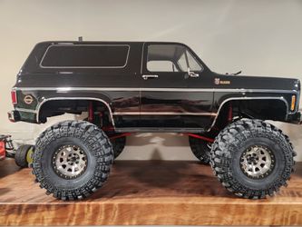 Many RC Cars For Sale traxxas trx4 axial losi bigfoot controllers bodies wheels and tires