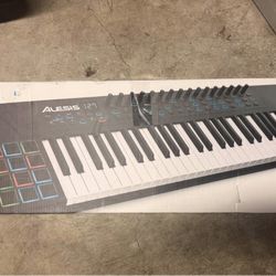Alesis V161 advanced midi keyboard