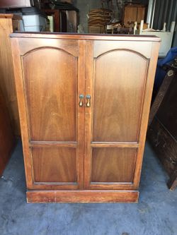 Vintage RCA Victor television cabinet