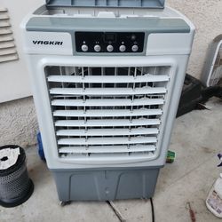 Portable Swamp Cooler  $200 Obo/ Willing To Do Trade As Well