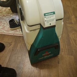 Bissell BIG Green Profesional Grade Shampoo Machine 