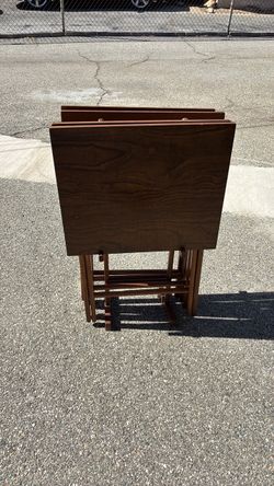 Mid Century Modern set of 4 tv trays w stand