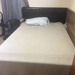 Queen Bed With Box Spring And Mattress 