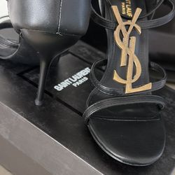 Heels Size 7