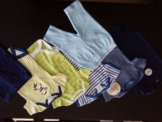 Brand new 0-3 month clothes