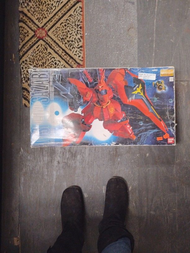 Bandai Mg Gundam Plastic Model Kit