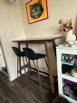 Dining Table and 2 Chairs