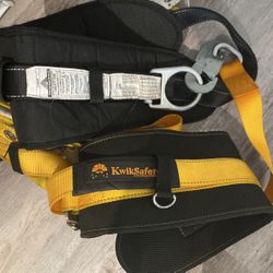 Fall Position Safety Belts (2 Sets One New Never Used) Kwicksafety And Peakworks 