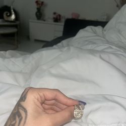 Gold Diamond Ring Set For Woman 