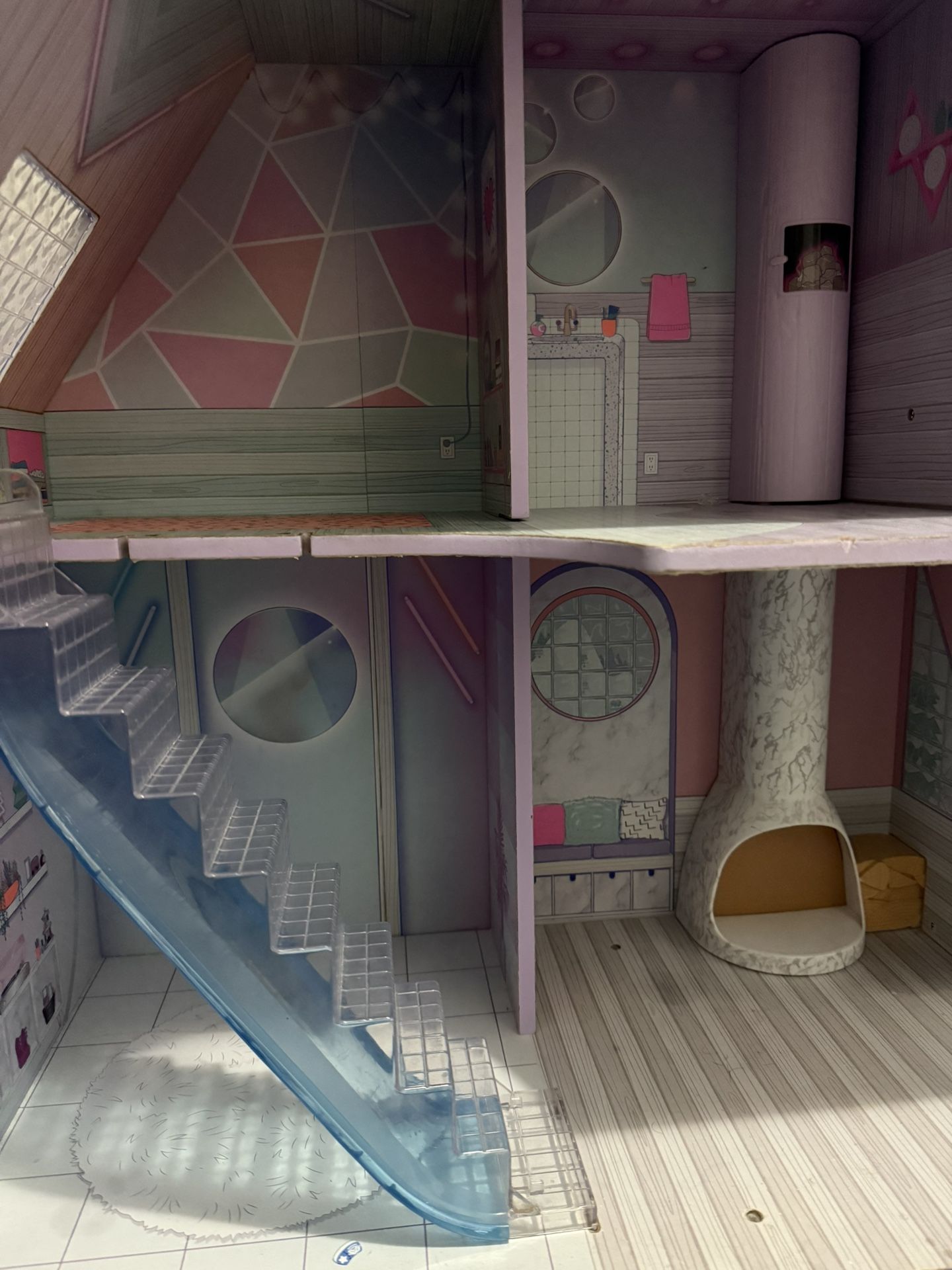 LOL Winter Doll House