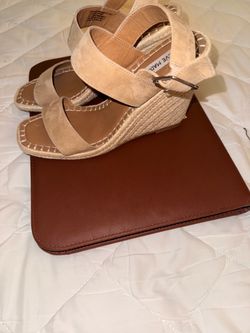 New Size 9 Steve Madden Woven Tan Wedges