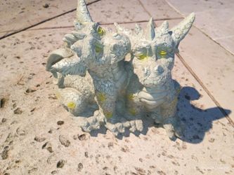 Dragon couple  Garden Figurine