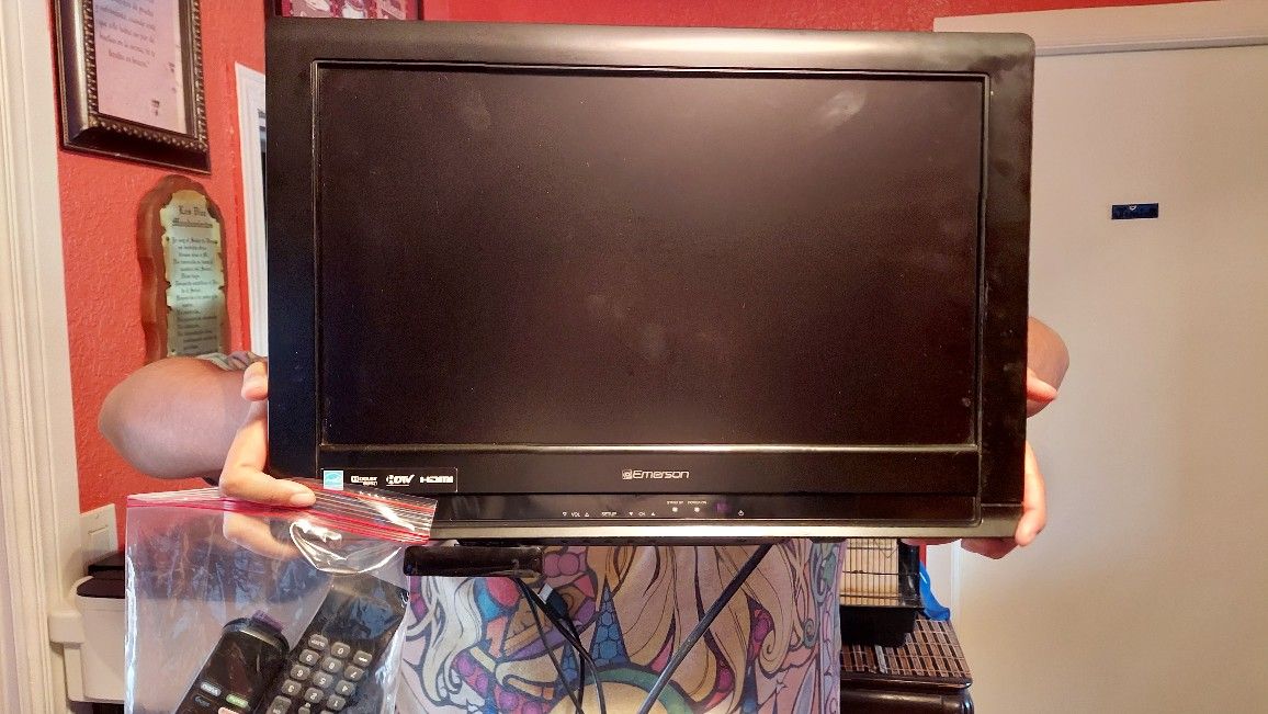 24in Emerson Tv Price Firm