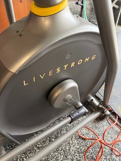 Livestrong Elliptical Machine