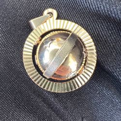 18k solid yellow gold 3D spinning planet with stars charm pendant