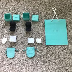 Tiffany & co ring case, box,pouch,ribbon&bag(no Ring, Only Packaging)
