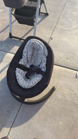 Nuna rocker
