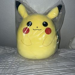 Pokémon 12” Squishmallow Pikachu (Pokémon Center Version)