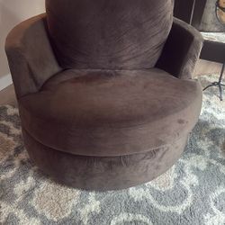 Big Comfy Swivel Chair