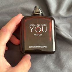 stronger with you parfum 