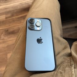 iPhone 15 Pro 128gb Xfinity Unlocked Barely used