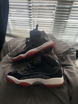 Jordan Retro 11 Patent  Leather 5.5Y Red,Blk,Wh