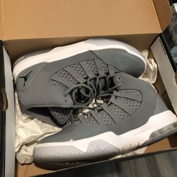 Jordans  Max Aura 